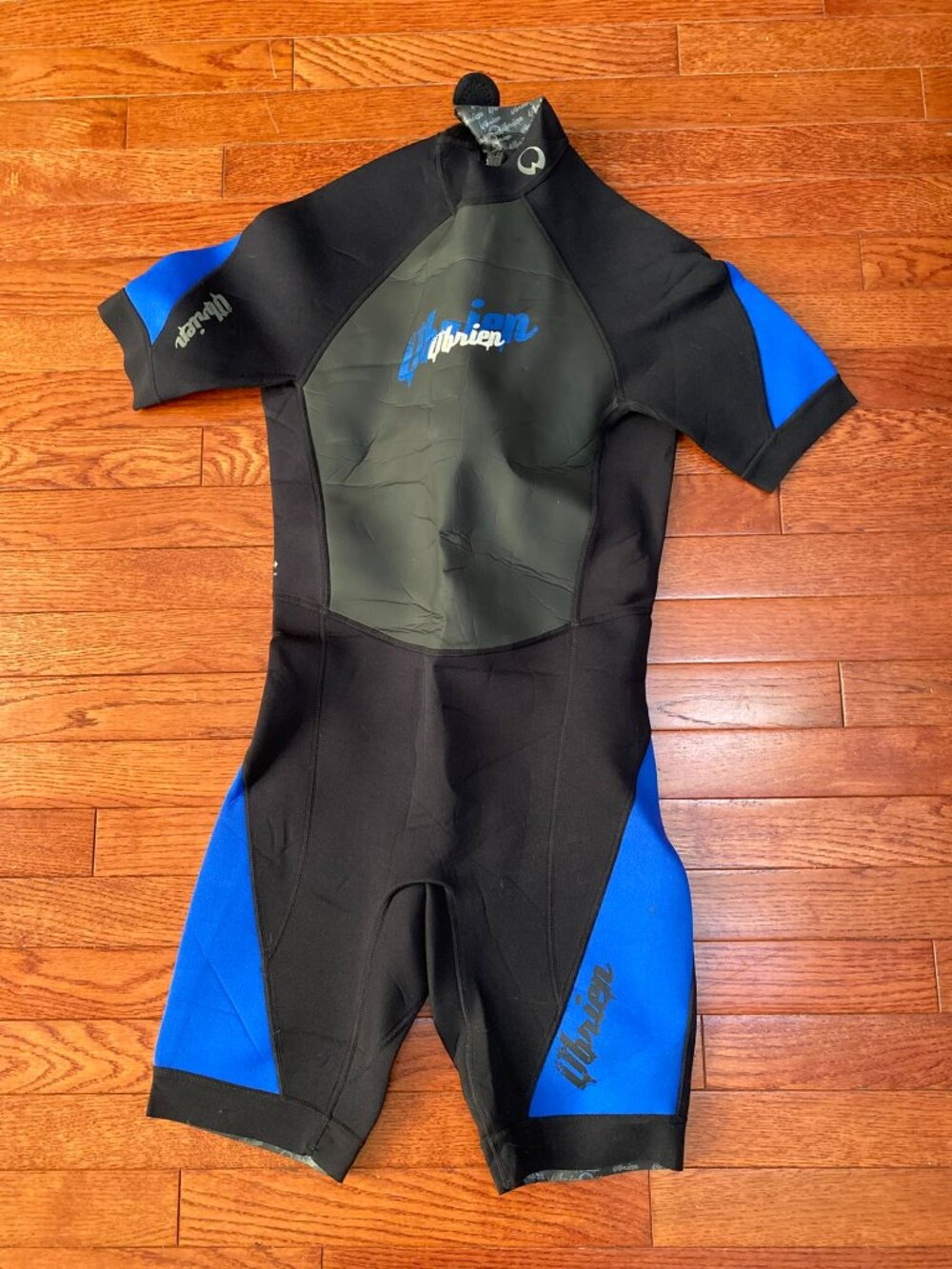 O'Brien men's shorty 3 mm wetsuit, size S